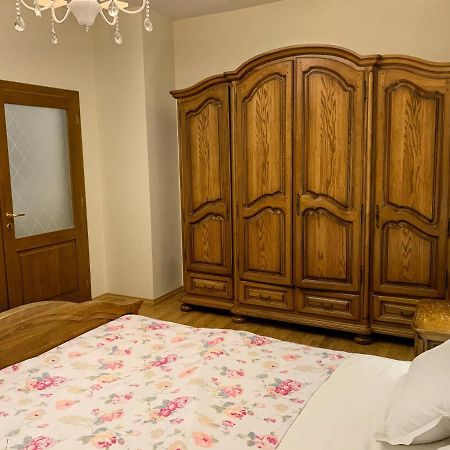 Апартаменти У Серці Львова Екстериор снимка
